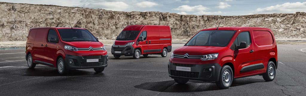 gta-mobilite-drome-ardeche-vaucluse-voitures-electriques-hybrides-location-courte-duree-vehicules-neufs-doccasionDS3-crossback-voiture-premium-suv-compact-ardecheVEHICULES UTILITAIRES PROFESSIONNELS