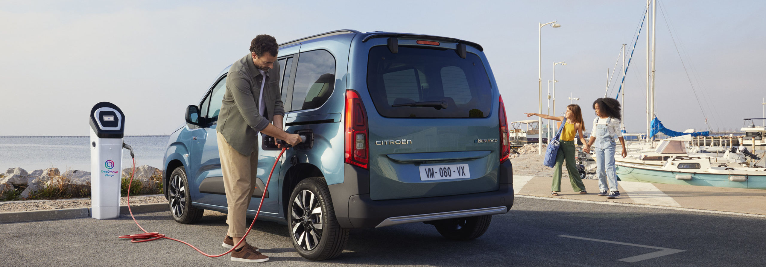 gta-mobilite-drome-ardeche-vaucluse-voitures-electriques-hybrides-location-courte-duree-vehicules-neufs-doccasionDS3-crossback-voiture-premium-suv-compact-ardeche34-1.jpg